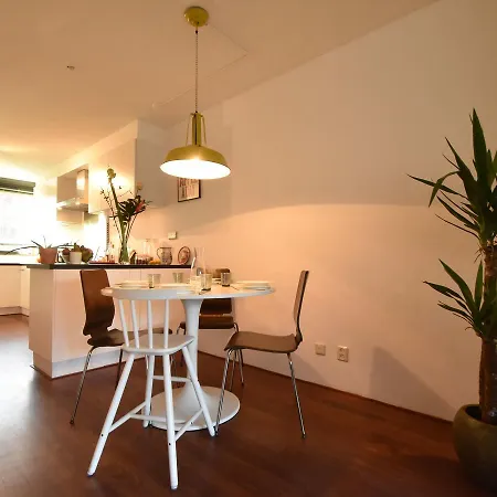Semesterbostad Aan Het Plantsoen Amsterdam